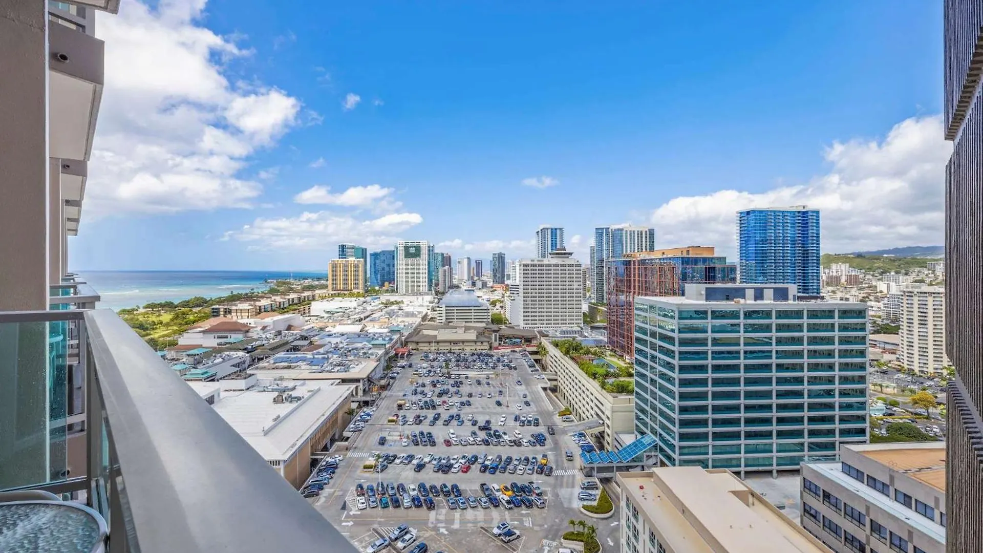Studio Ocean View & Balcony 1118 Honolulu